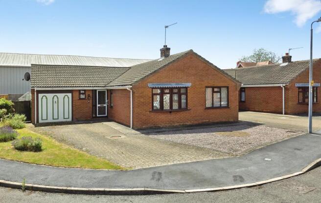 3 bed property, in Lafford Drive, £190,000