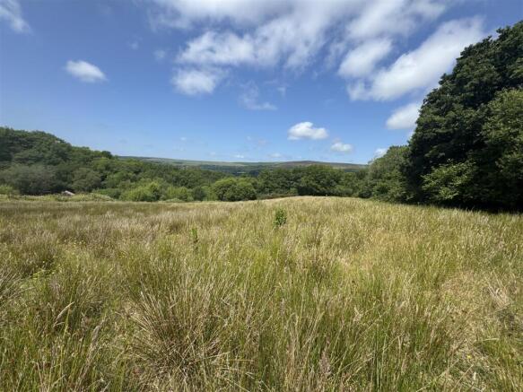 Land, in Dynevor Road, £30,000