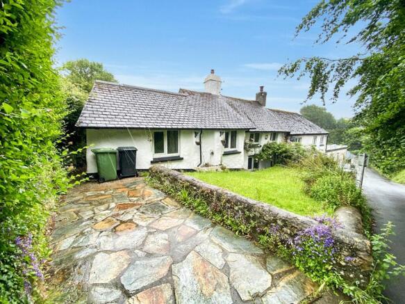 3 bed property, in Mill Road, £280,000