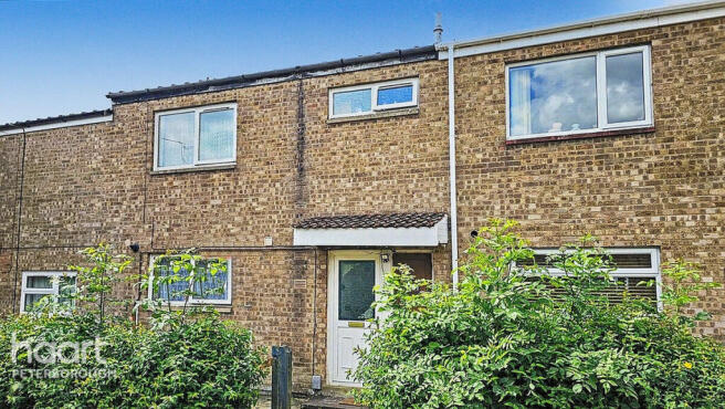 3 bed property, in Redmile Walk, £180,000