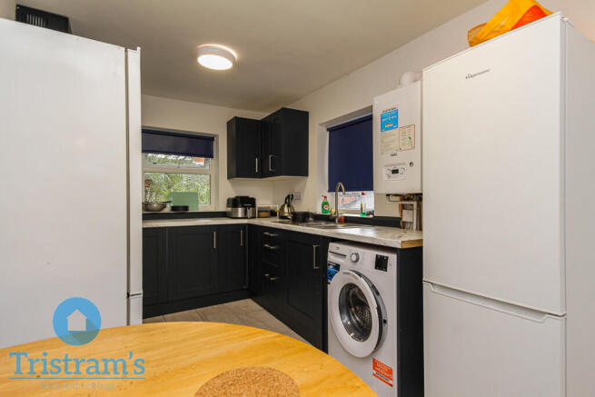 5 bed property, in Beech Avenue, £360,000