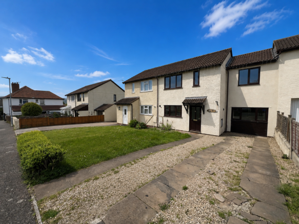 4 bed property, in Fantastic value! Spacious four bedroom home in Watchet, £275,000