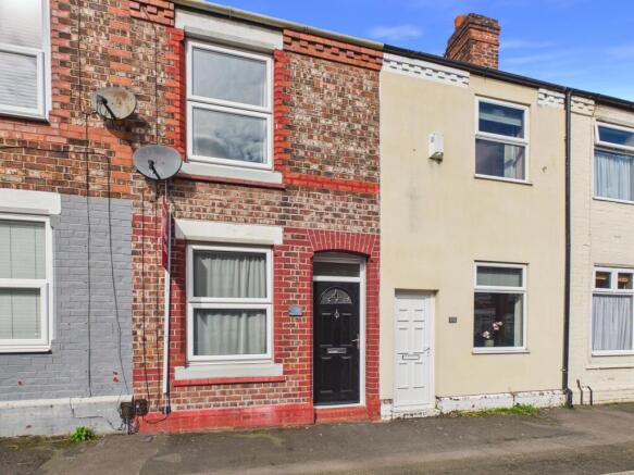 2 bed property, in Algernon Street, £158,000