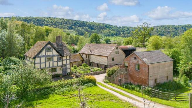 5 bed property, in Moccas, £1,250,000