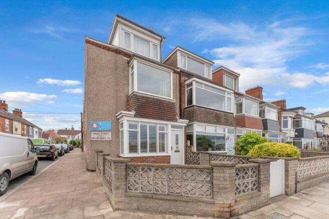 1 bed property, in Kingsway, £180,000