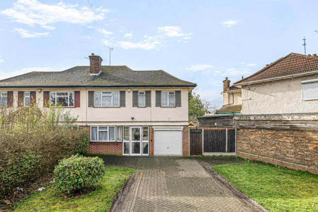 4 bed property, in Torbay Road, £700,000