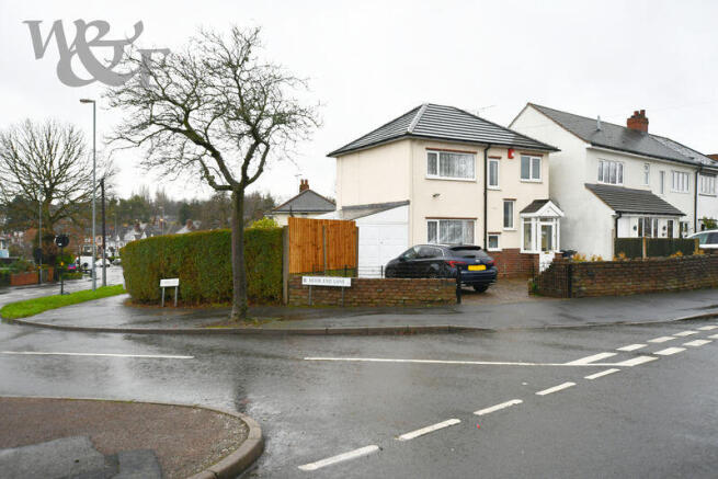 3 bed property, in Moor End Lane, £312,500