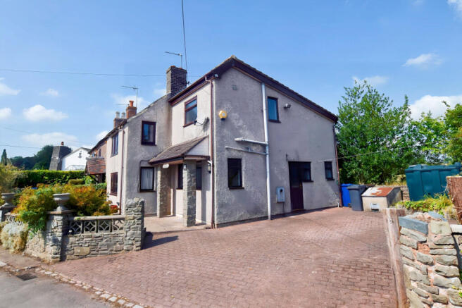 3 bed property, in Church Road, £335,000