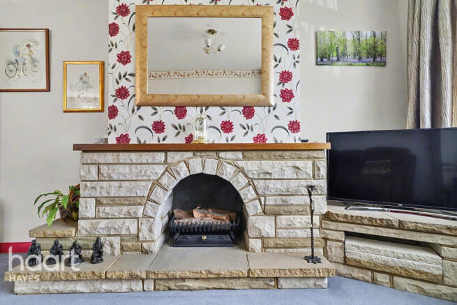3 bed property, in Seaton Road, £585,000