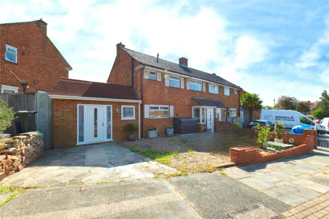 3 bed property, in Bransby Road, £550,000