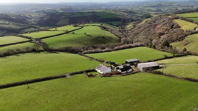 5 bed property, in Whitemill, £769,000