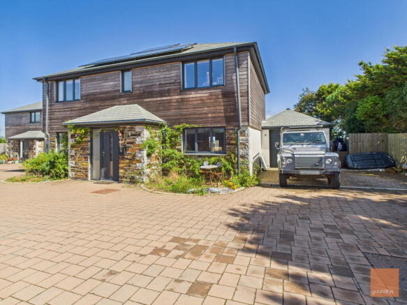 4 bed property, in Gwel An Nans, £700,000