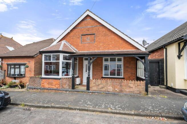 3 bed property, in Lifeboat Avenue, £135,000