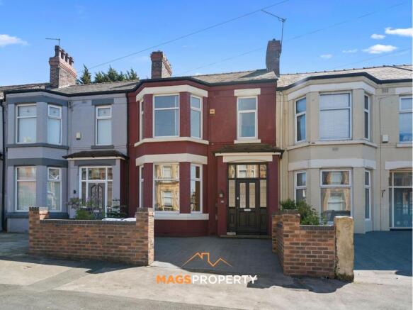 4 bed property, in Moscow Drive, £250,000