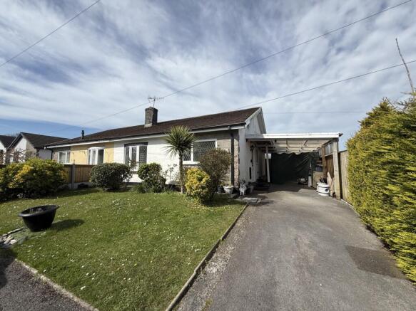 2 bed property, in Summerfield, £185,000