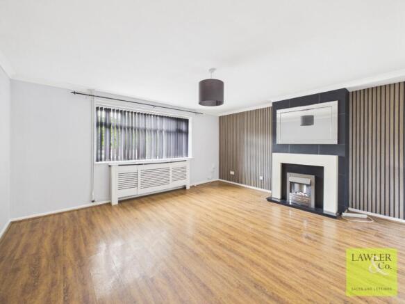 3 bed property, in The Grange, £250,000