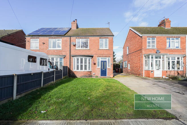 3 bed property, in Moorwell Road, £150,000