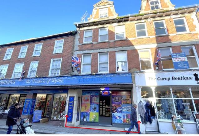 4 bed property, in 89 High Street, £350,000