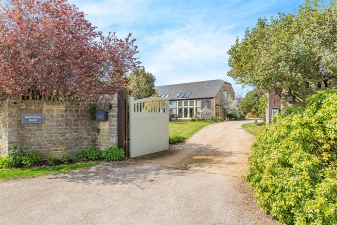8 bed property, in 5 Mill Road, £1,500,000