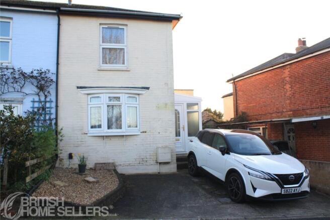 2 bed property, in Arnold Road, £315,000