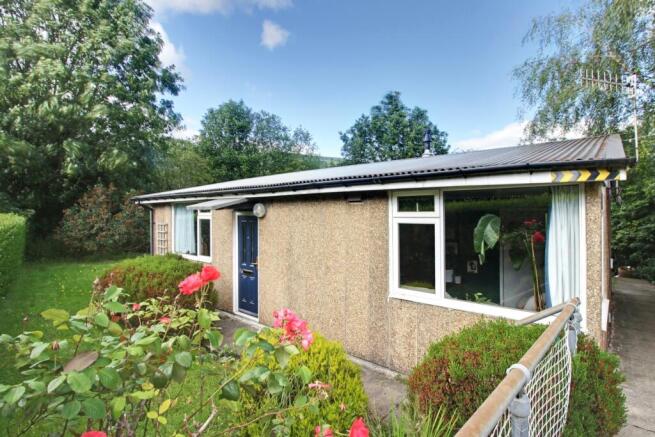2 bed property, in Nest Estate, £140,000