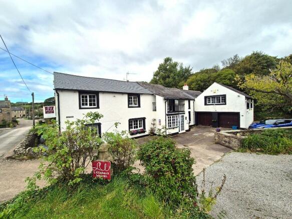 9 bed property, in Littlebeck Warren, £560,000