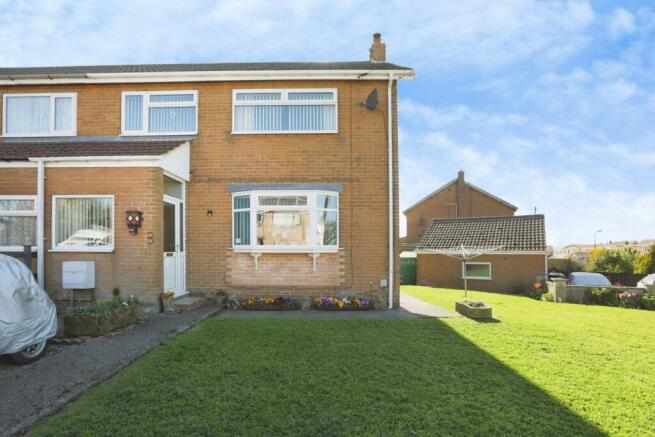 3 bed property, in Mulgrave View, £240,000