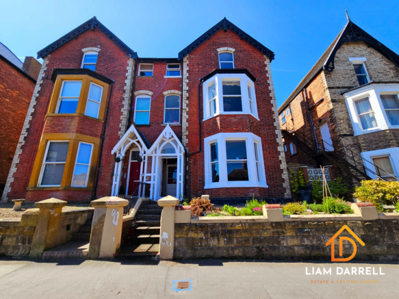 7 bed property, in West Street, £375,000