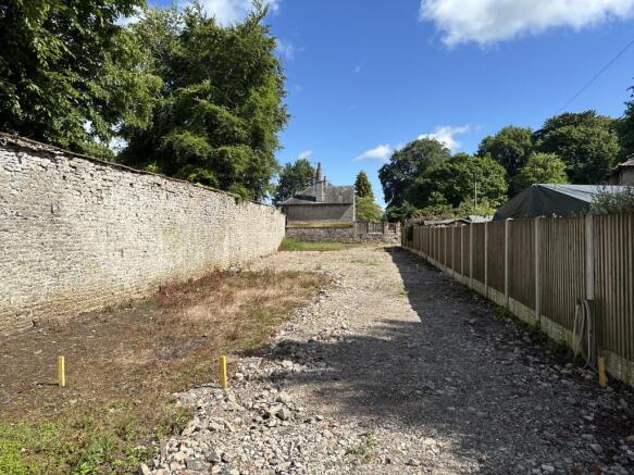 2 bed property, in Building Plot, £225,000