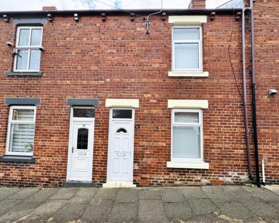 2 bed property, in Bradley Street, £45,000