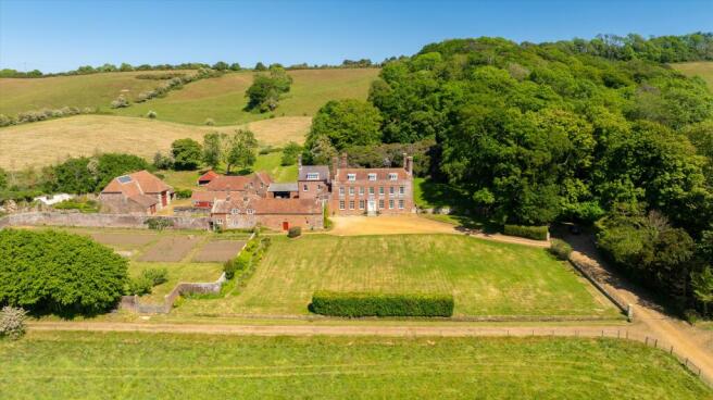 8 bed property, in Blackwater Road, £1,850,000
