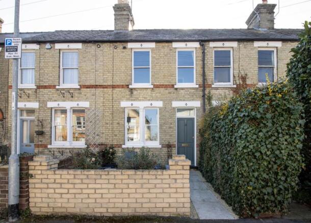 3 bed property, in Oxford Road, £500,000