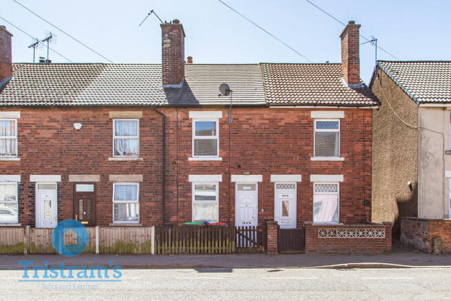 2 bed property, in Huthwaite Road, £125,000