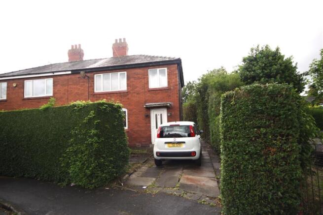 3 bed property, in Latham Avenue, £154,950