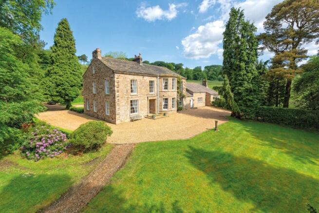 7 bed property, in Whins House, £3,700,000
