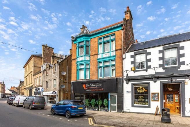 4 bed property, in The Penthouse, £145,000