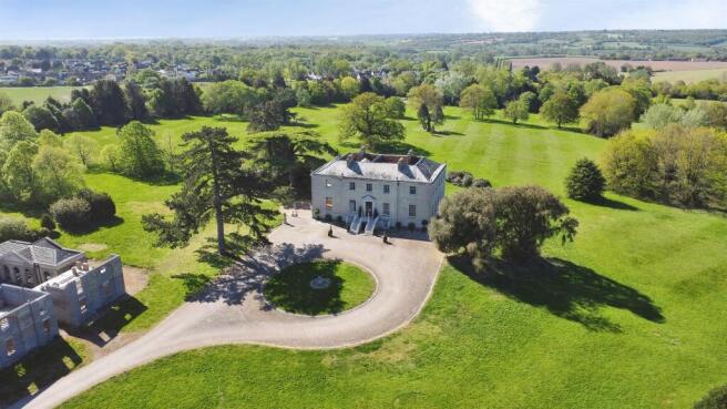 8 bed property, in Church Road, £5,250,000