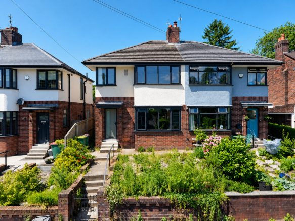 3 bed property, in Winmarleigh Road, £260,000