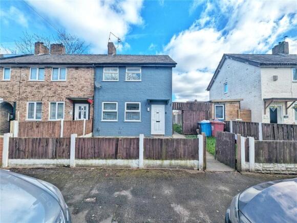 3 bed property, in Lathum Close, £125,000