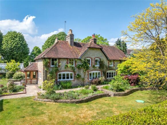 4 bed property, in Little Bognor, £1,850,000