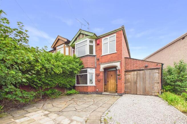 3 bed property, in Cornelius Street, £280,000