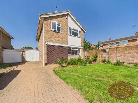 4 bed property, in Exmoor Close, £365,000