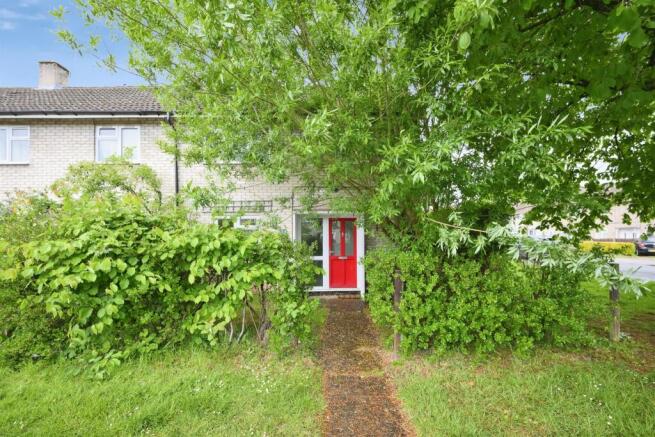 3 bed property, in Green Acres, £350,000