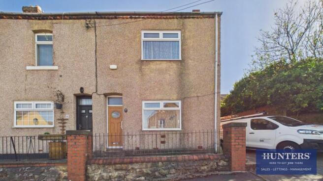 3 bed property, in Cliff Terrace, £125,000