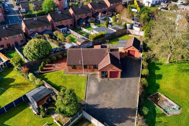 3 bed property, in Park Road, £315,000