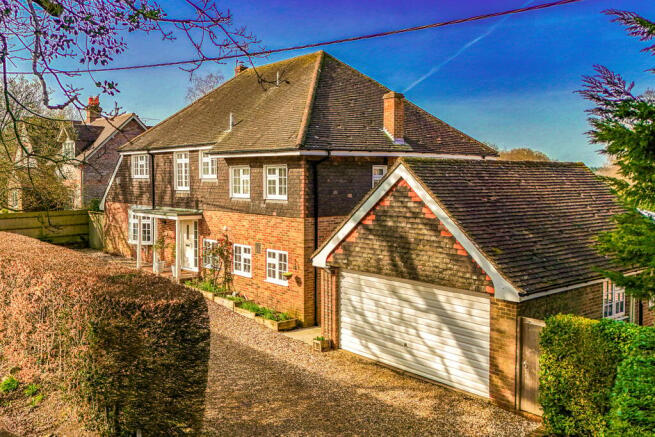 4 bed property, in Rexcote, £1,350,000