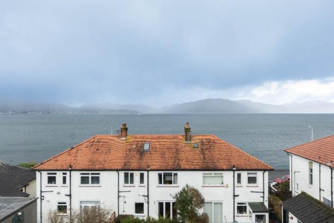 2 bed property, in Levanne Place, £105,000