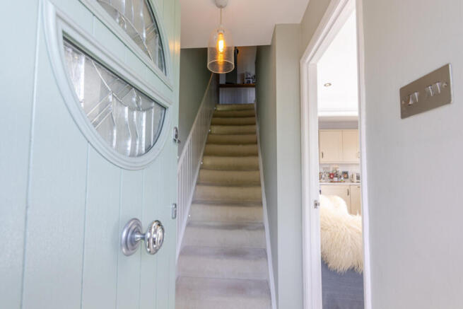 1 bed property, in Sedley Grove, £339,950