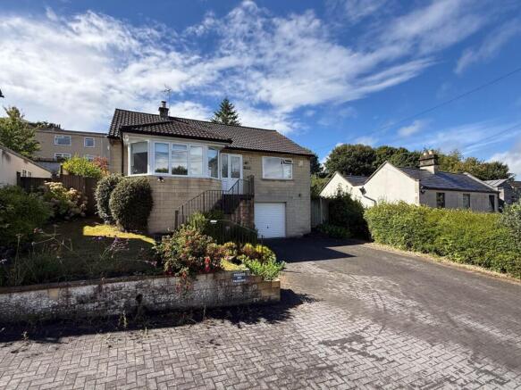 2 bed property, in Summerfield Road, £650,000