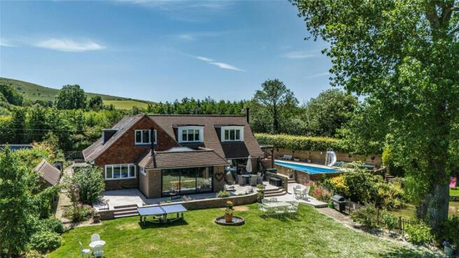 5 bed property, in The Street, £1,595,000